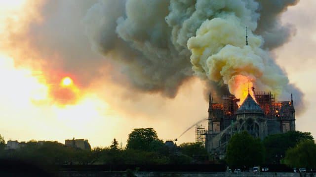 Notre-Dame de Paris: plainte pour mise en danger de la vie d’autrui