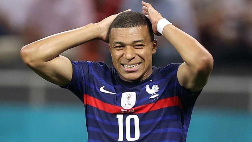 Euro de foot: la justice française enquête sur des tweets racistes contre Mbappé