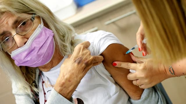 Vaccin contre le Covid-19 : En Israël, les malades atteints de cancer non concernés par une troisième dose