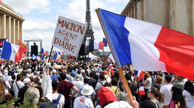 Mesures anti-Covid : Mobilisation en hausse contre le pass sanitaire en France