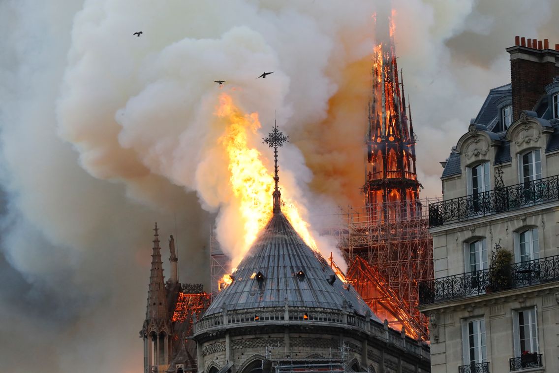 Cathédrale ravagée par les flammes : «Notre-Dame de Paris est désormais entièrement sécurisée»