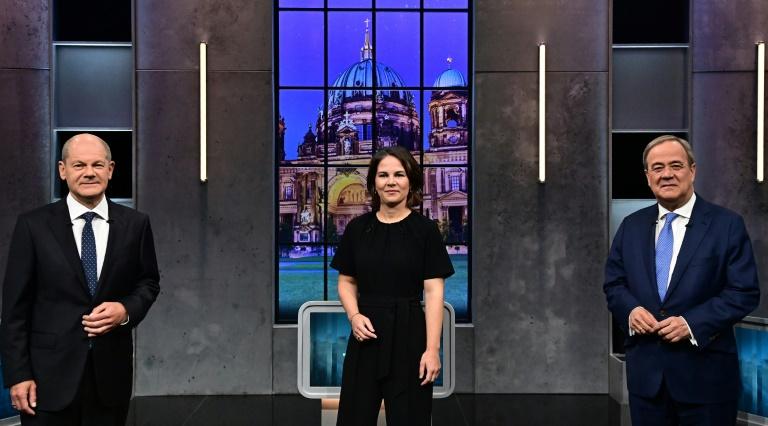 Olaf Scholz, Annalena Baerbock et Armin Laschet (de g. à d.)