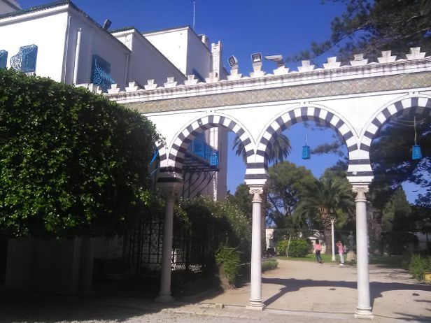 Tunisie : l’affaire du tunnel sous la résidence de l’ambassadeur de France fera-t-elle pschiitt ?