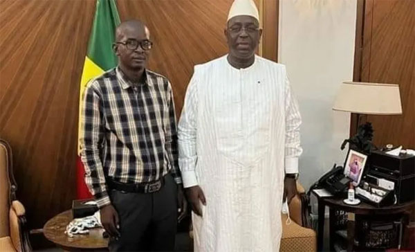 Au palais de la République, Macky Sall reçoit Djibril Ngom, l'ex-responsable de Pastef qui avait fui avec les documents électoraux de la coalition YAW à Matam