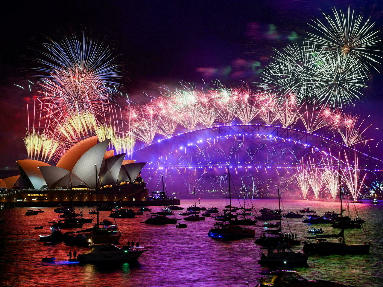 2022 - Le monde accueille la nouvelle année