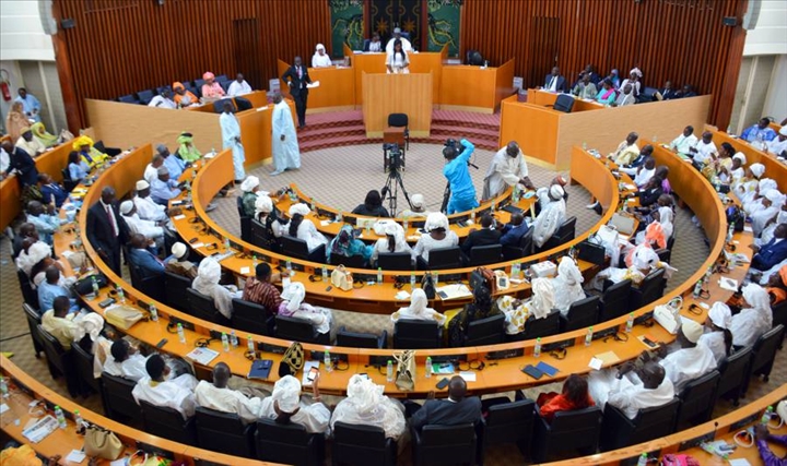 L'Assemblée nationale du Sénégal a rejeté le 5 janvier 2022 une proposition de loi criminalisant l'homosexualité.