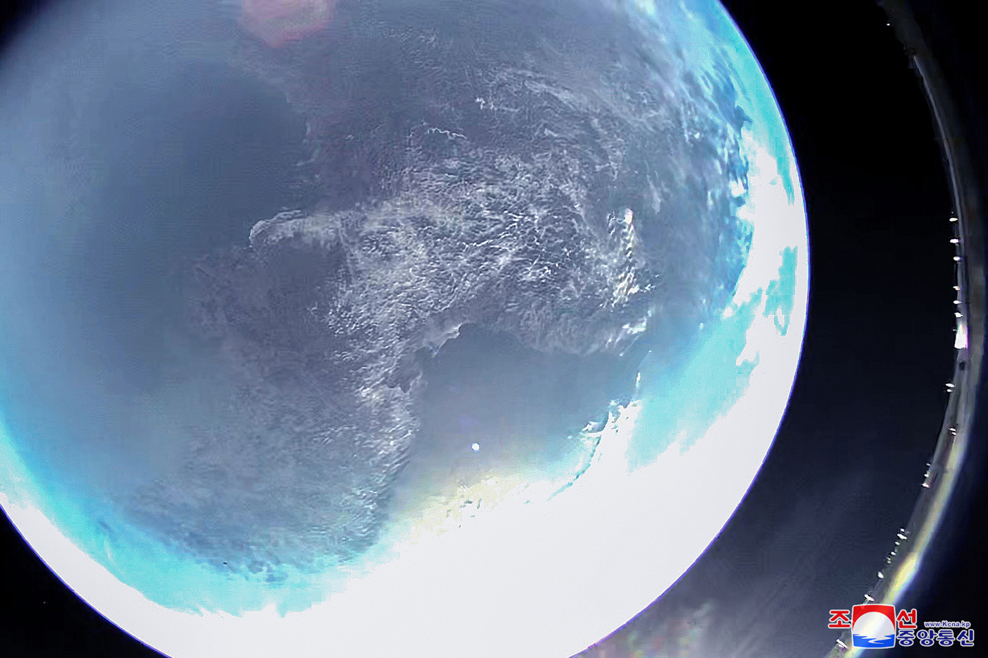 Corée du Nord - Essai pour le développement d’un satellite de reconnaissance (KCNA)