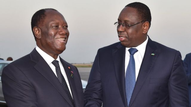 Les présidents Alassane Ouattara (Côte d'Ivoire, à gauche)et Macky Sall (Sénégal)