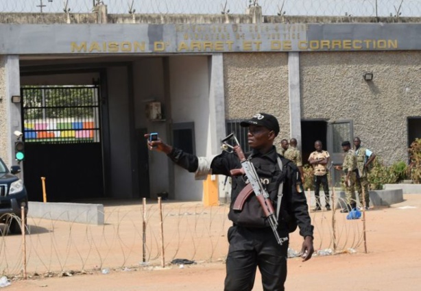 Côte d'Ivoire: le trafiquant de drogue franco-sénégalais évadé de prison toujours introuvable
