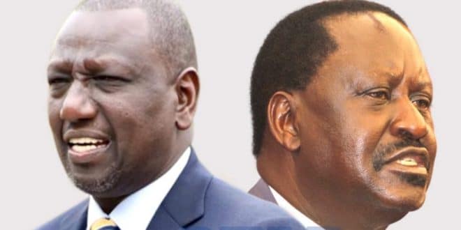 William Ruto (à g.) et Raila Odinga