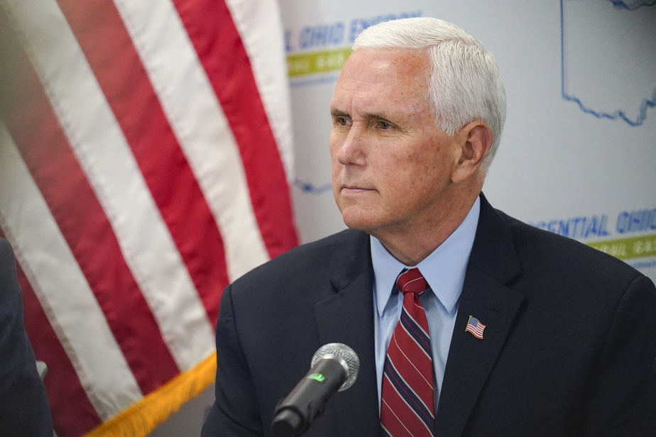 Mike Pence affirme ne pas avoir quitté son poste avec du matériel classifié