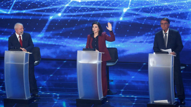 Brésil - Bolsonaro et Lula s’affrontent dans un premier débat électoral