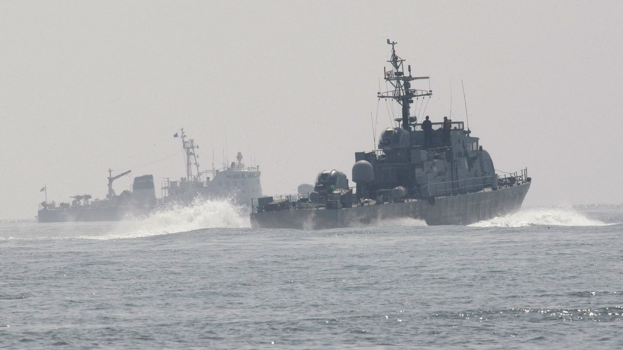 Echange de tirs de semonce entre les deux Corées sur la frontière maritime