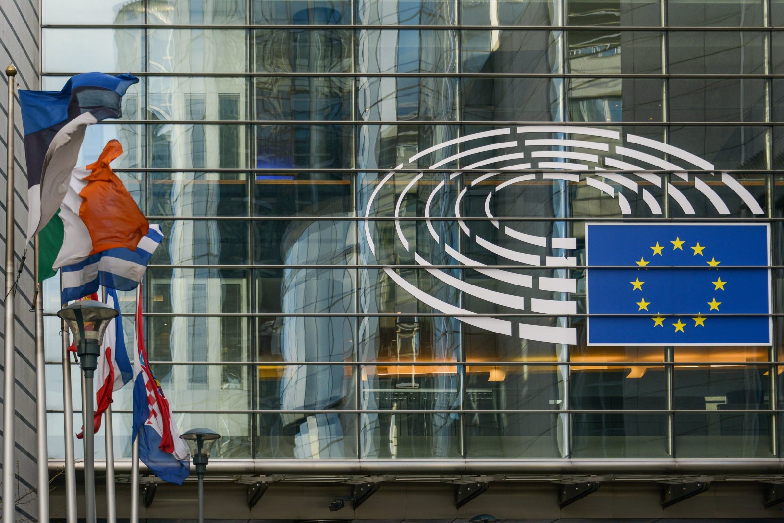 «Qatargate» - Deux eurodéputés reconnaissent des voyages au Qatar non déclarés