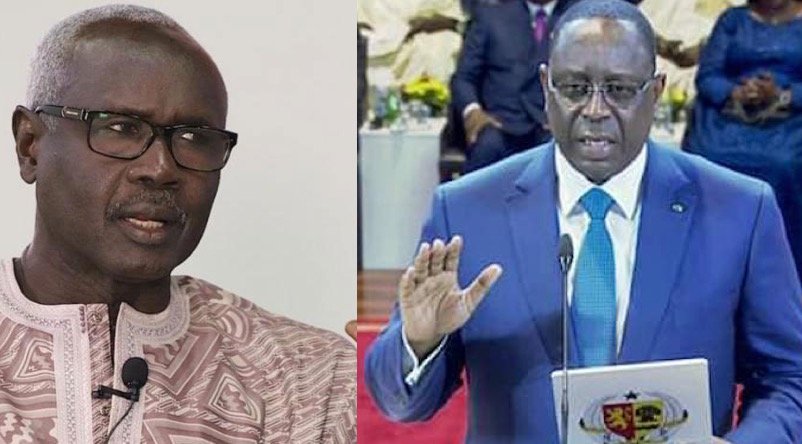 Mody Niang (g) et le président Macky Sall en prestation de serment