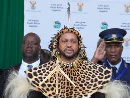 Afrique du Sud : le roi zoulou examiné après la mort suspecte d'un conseiller