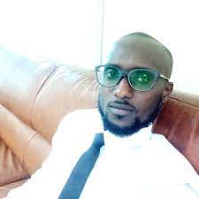 Le journaliste de Senego Khalil Kamara déféré au parquet de Dakar