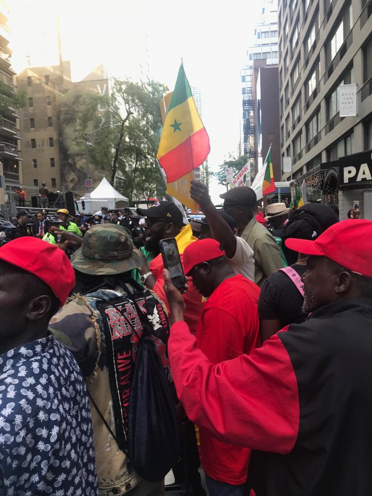 Des Sénégalais manifestent á New York contre le président Macky Sall