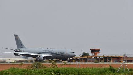 Le Niger interdit son espace aérien aux avions français