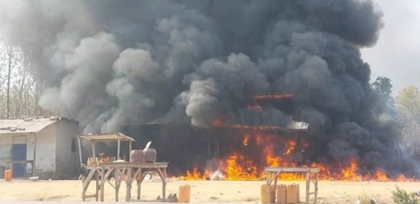 Au Bénin, des familles inconsolables au lendemain de l'incendie qui a fait 34 morts