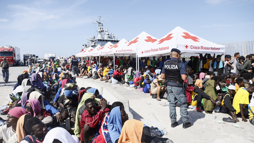 Des migrants de Lampedusa en Italie