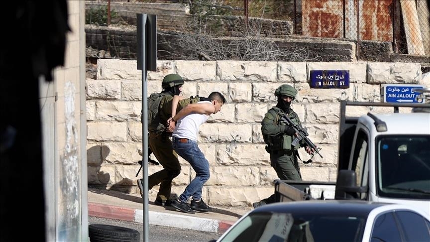 Un Palestinien témoigne en direct des abus infligés par des soldats israéliens en Cisjordanie
