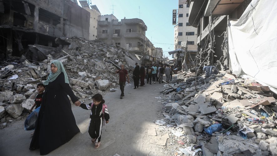 Les bombardements à Gaza sont "pétrifiants", selon le chef de l’OMS