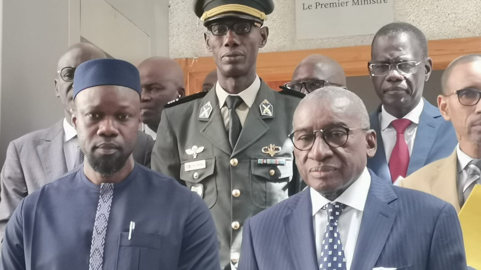 Sénégal: sobre passation de pouvoir entre Sidiki Kaba et le Premier ministre Ousmane Sonko