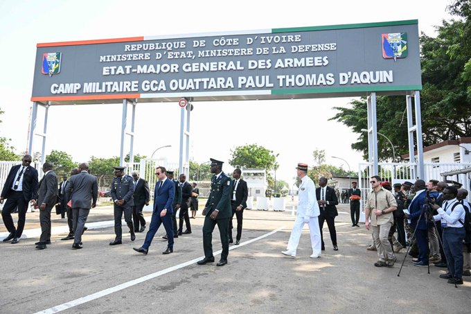 La France rétrocède à la Côte d'Ivoire sa base militaire historique près d'Abidjan