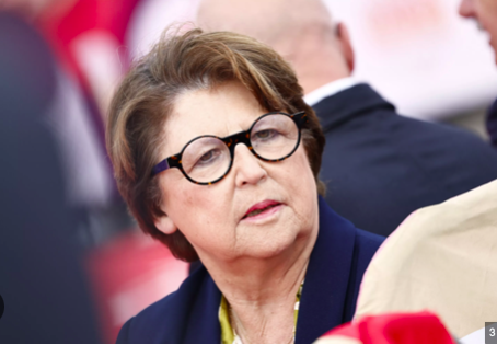 France : Martine Aubry, figure emblématique de la politique française, annonce son départ de la mairie de Lille