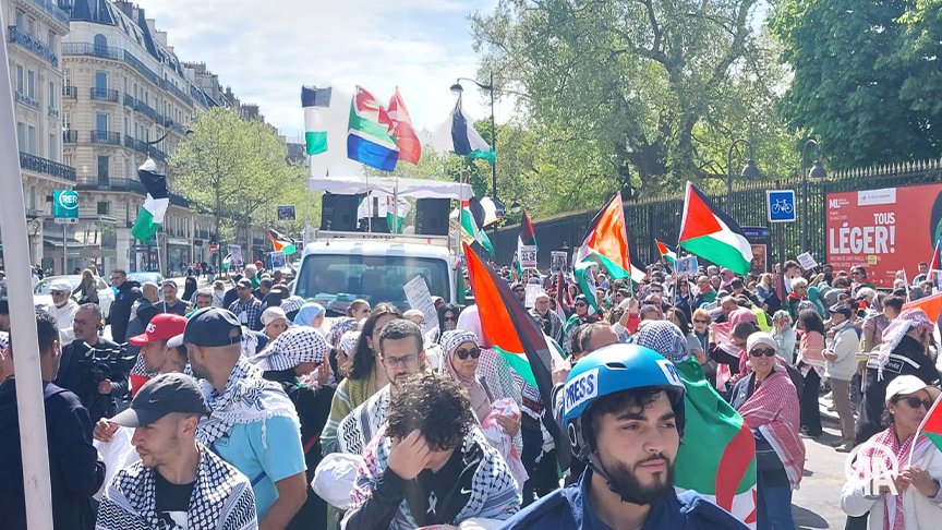 À Paris, une mobilisation pro-palestinienne dénonce "un génocide" à Gaza