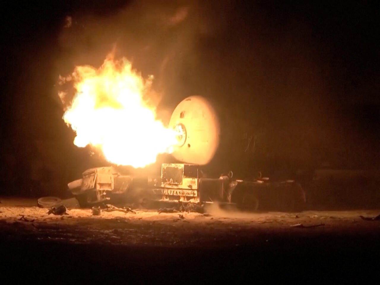 Les Etats-Unis revendiquent des frappes sur un port pétrolier au Yémen, 38 morts et plus de 100 blessés