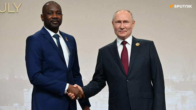 Assimi Goïta et Vladimir Poutine à Moscou le 23 juin 2025 (photo Sputnik)