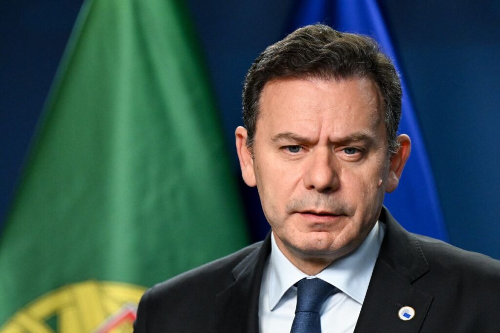 Le Premier ministre portugais Luis Montenegro