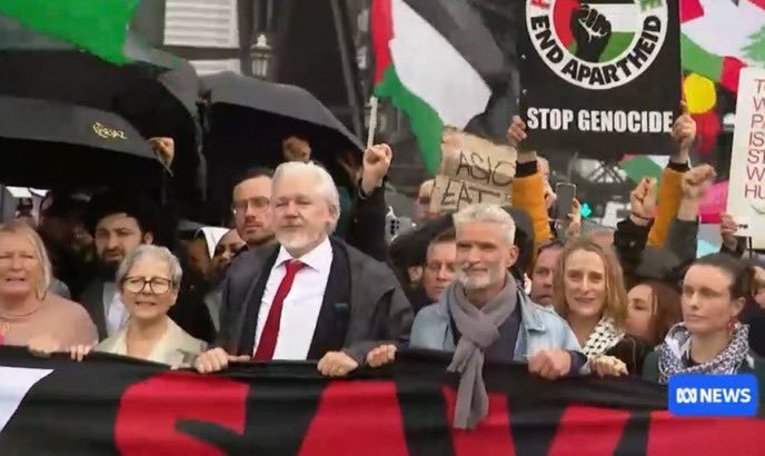 Australie - Julian Assange participe à une manifestation propalestinienne à Sydney