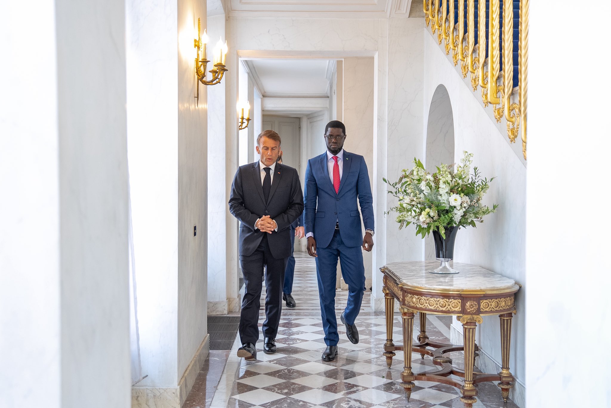 Emmanuel Macron sur l’axe Paris-Dakar : “Nous voulons avancer sur notre agenda commun”