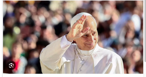 Léon XIV salue le journalisme des agences de presse, un "rempart" à l'ère de l'IA