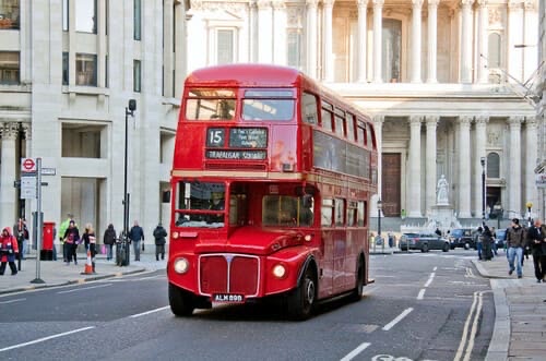Londres : les célèbres bus rouges face à un problème sanitaire de grande ampleur