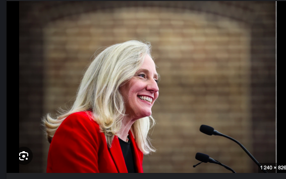 Abigail Spanberger, gouverneure démocrate élue de Virginie