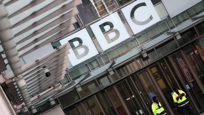 Montage trompeur - Donald Trump poursuit la BBC pour 10 milliards de dollars