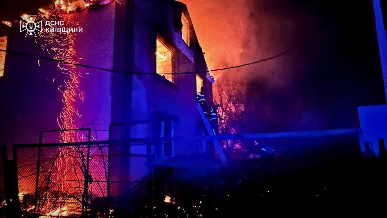 Guerre en Ukraine - La Russie frappe la ville de Kyiv à la veille d’une rencontre Zelensky-Trump