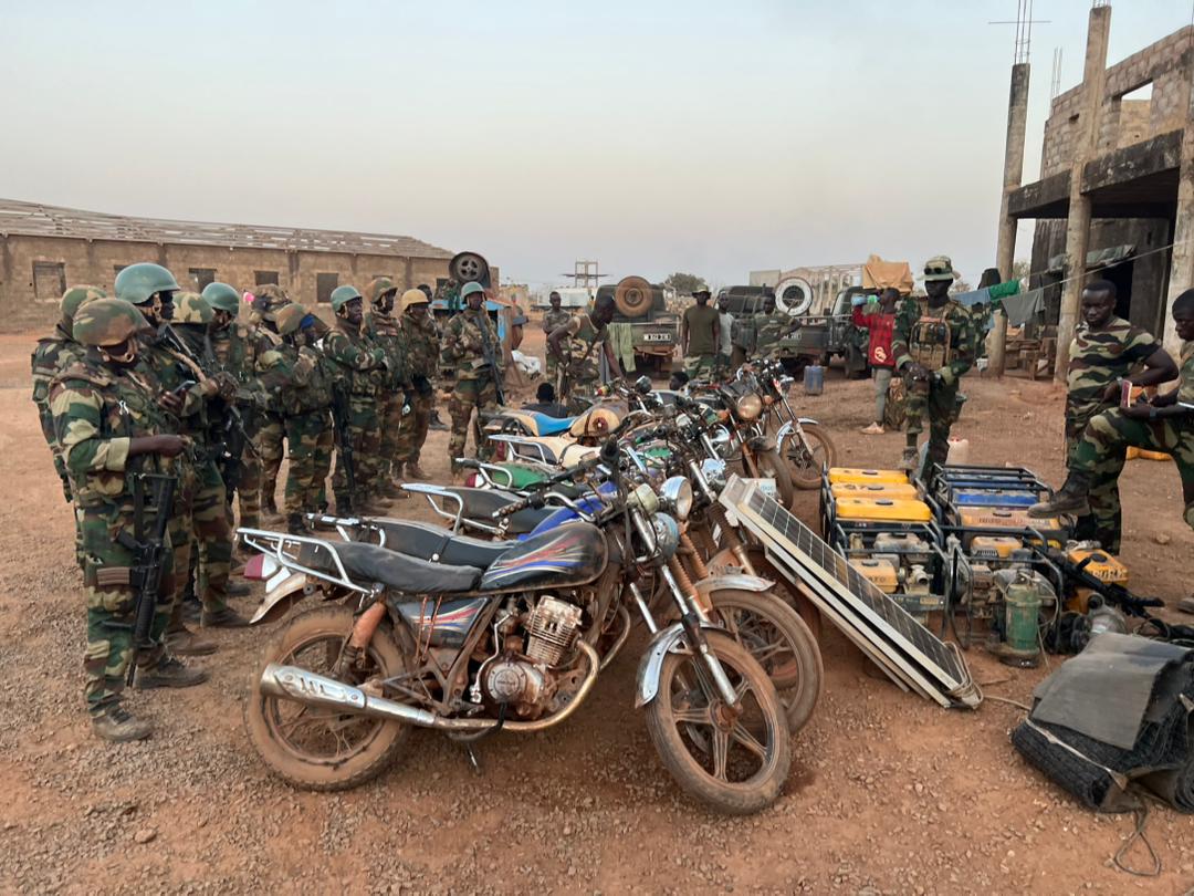 SENEGAL - L'armée démantèle deux sites d’orpaillage clandestin à Saraya