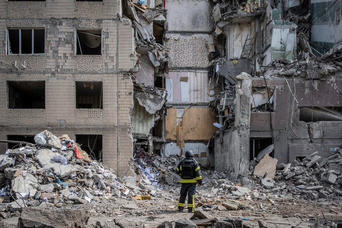 Ukraine: près de 20 morts dans des frappes russes à quelque heures d'une potentielle trêve
