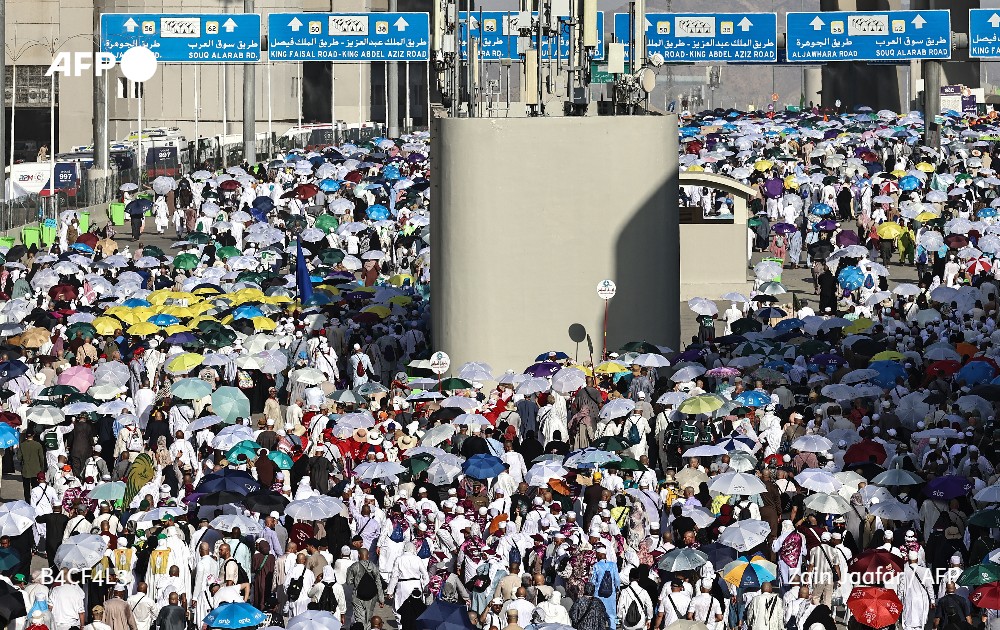 Des milliers de musulmans quittent La Mecque à l'issue du hajj