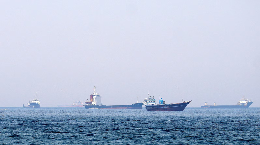 Détroit d’Ormuz : le passage de 20 navires commerciaux en 24 heures sous la coordination de la marine du CGRI (Press TV)