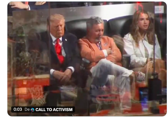 Donald Trump au Madison Square Garden de New York le 8 juin 2026 pour la finale NBA entre les Spurs de San Antonio et les Knicks de NY (capture d'écran)