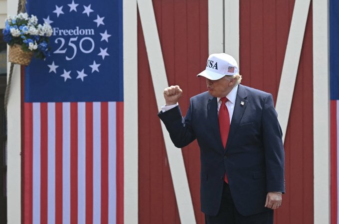 Donald Trump au pied du Mont Rushmore pour lancer les festivités des 250 ans