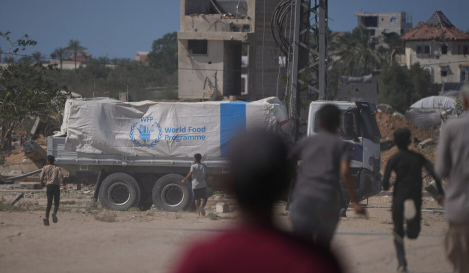 Un camion du Programme alimentaire mondial à Gaza sous blocus israélien