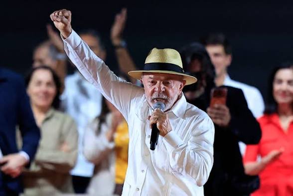 Lula obtient un quatrième mandat à la tête du Brésil