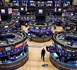 Wall Street pas convaincue par une nouvelle salve de données économiques
